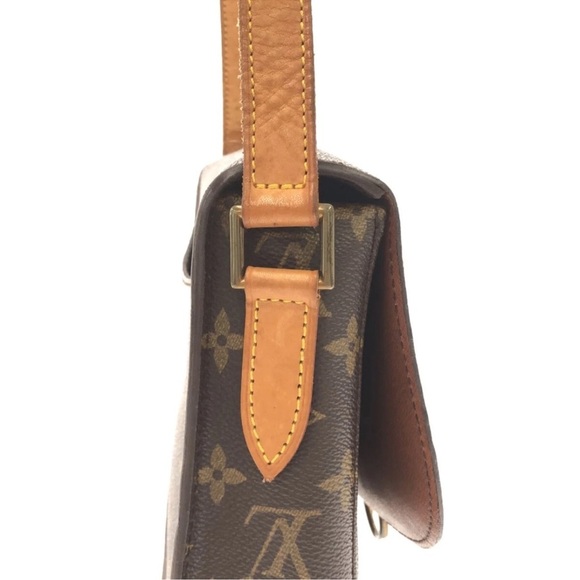 Louis Vuitton Saint Cloud GM - Picture 8 of 13